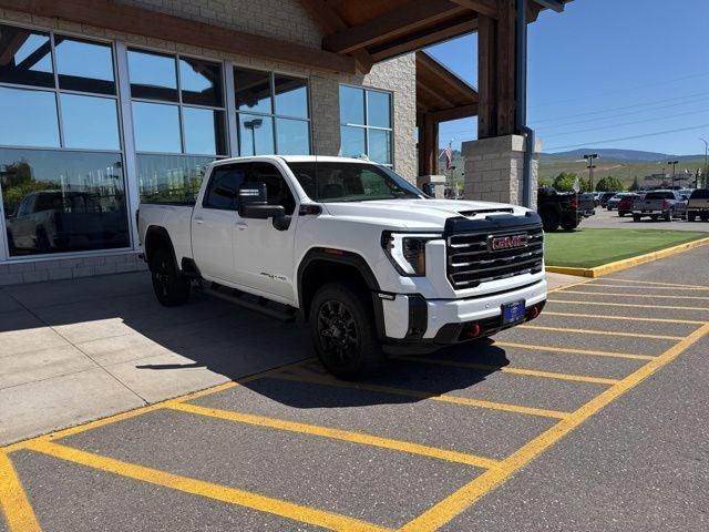 2025 GMC Sierra 2500HD AT4