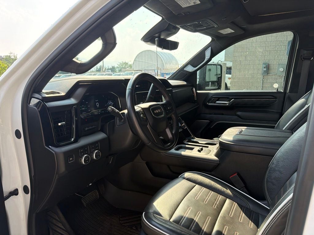 2025 GMC Sierra 2500HD AT4X