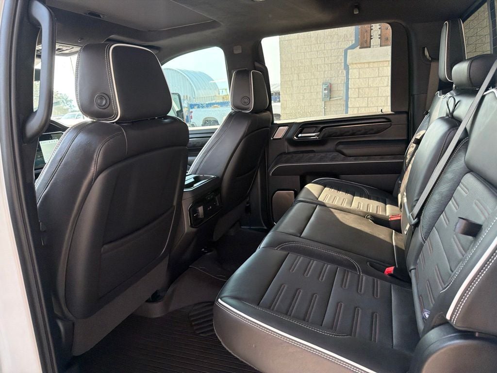 2025 GMC Sierra 2500HD AT4X