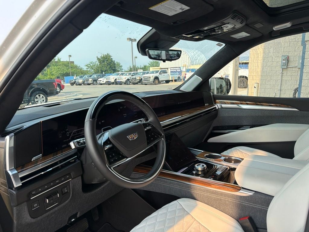 2025 Cadillac Escalade Sport Platinum