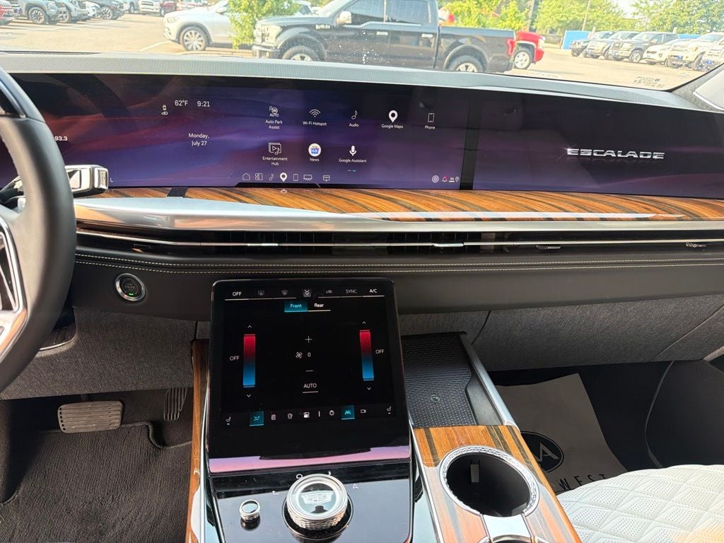 2025 Cadillac Escalade Sport Platinum