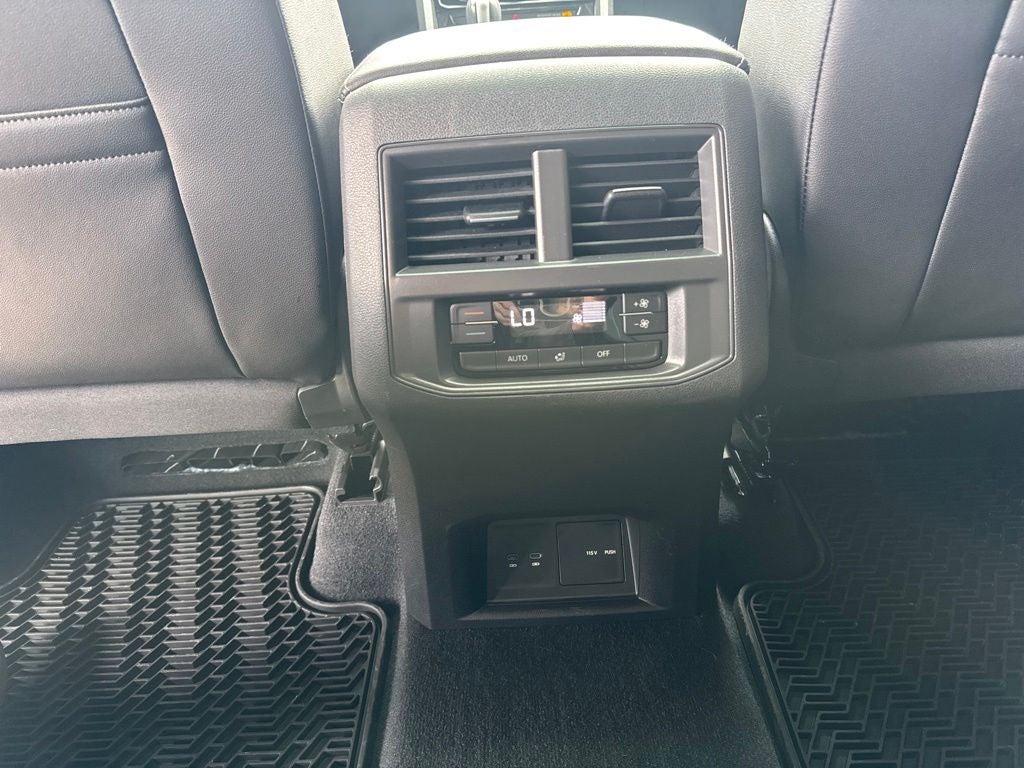 2023 Volkswagen Atlas 3.6L V6 SEL