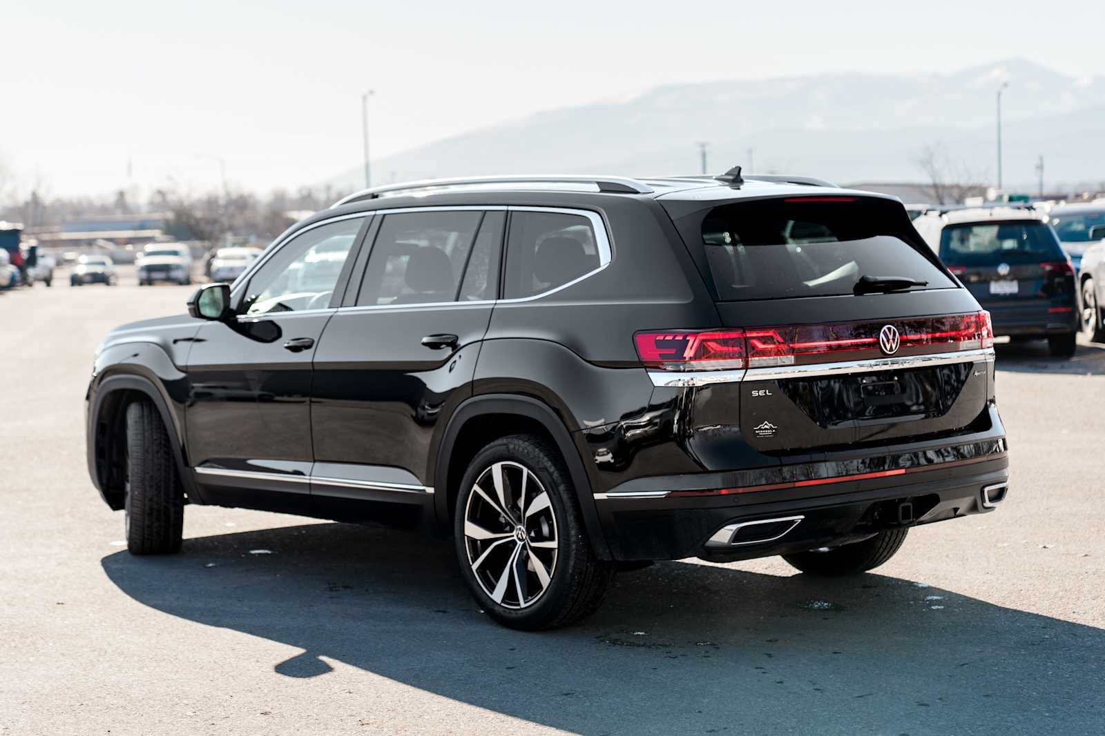 2025 Volkswagen Atlas 2.0T SEL