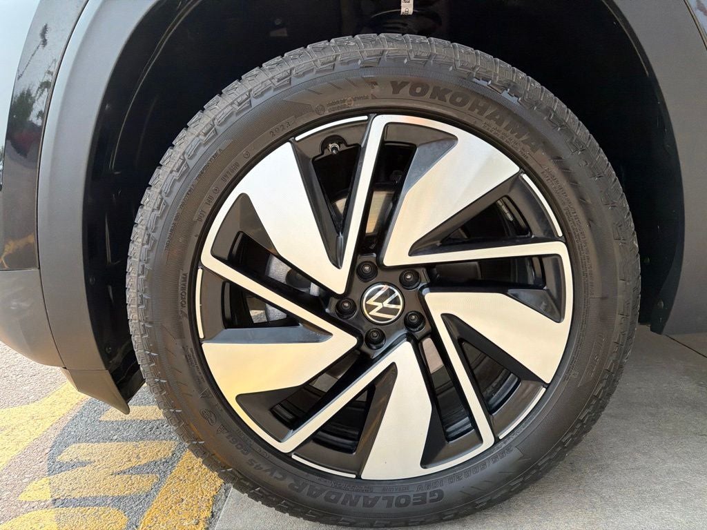 2024 Volkswagen Atlas 2.0T SEL