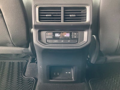2024 Volkswagen Atlas 2.0T Peak Edition SE w/Technology