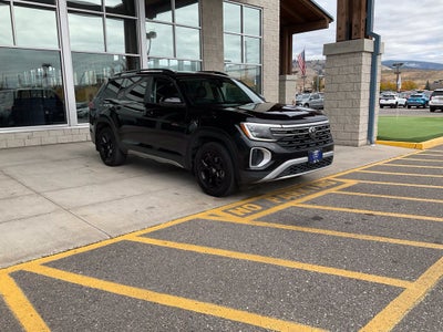 2024 Volkswagen Atlas 2.0T Peak Edition SE w/Technology