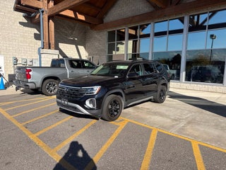 2024 Volkswagen Atlas 2.0T Peak Edition SE w/Technology