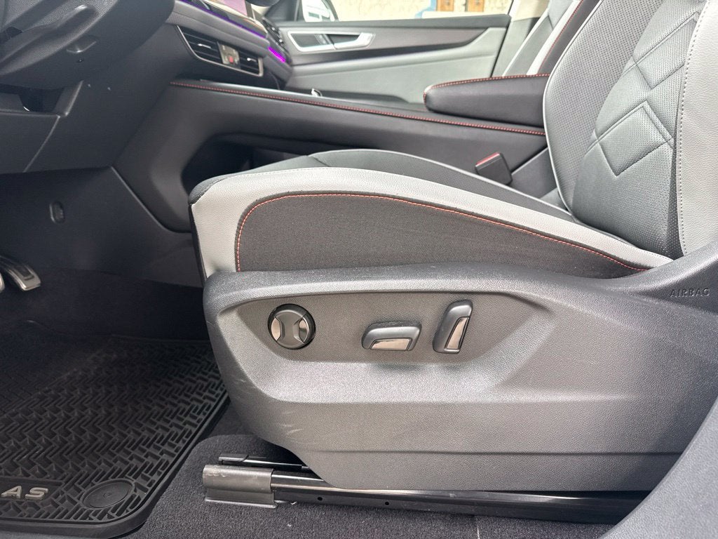 2024 Volkswagen Atlas 2.0T Peak Edition SE w/Technology
