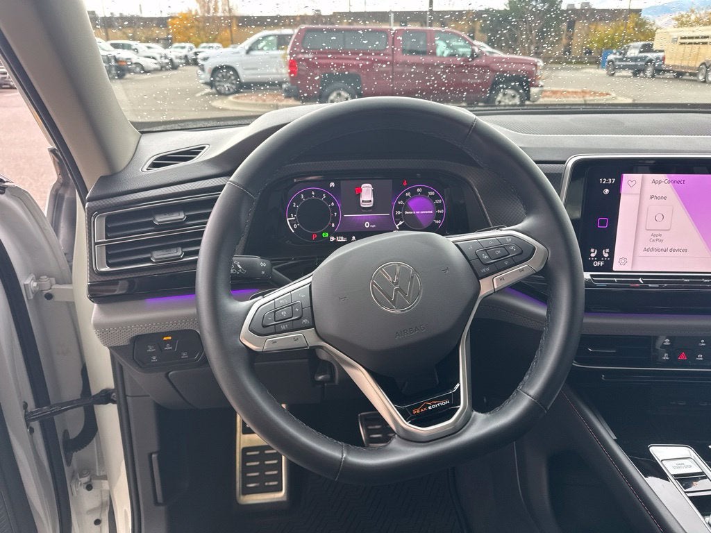 2024 Volkswagen Atlas 2.0T Peak Edition SE w/Technology