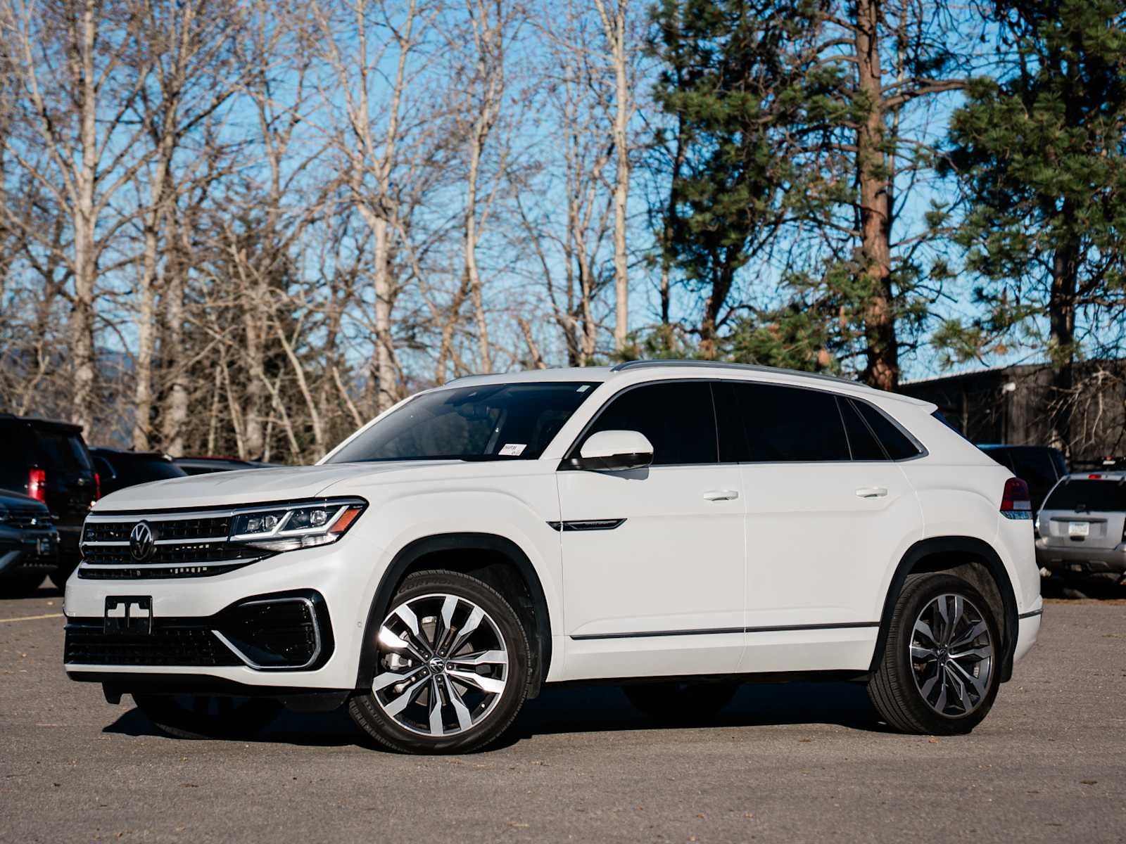 2023 Volkswagen Atlas Cross Sport 3.6L V6 SEL Premium R-Line