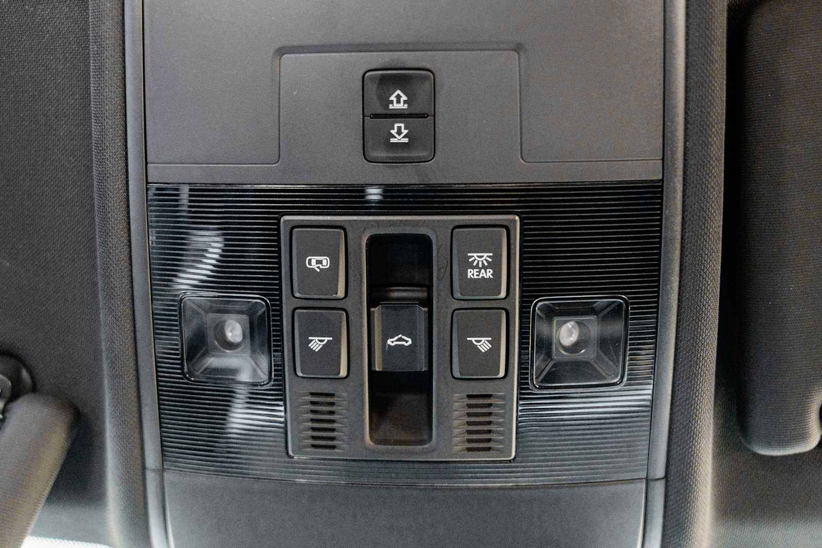 2023 Volkswagen Atlas Cross Sport 3.6L V6 SEL Premium R-Line