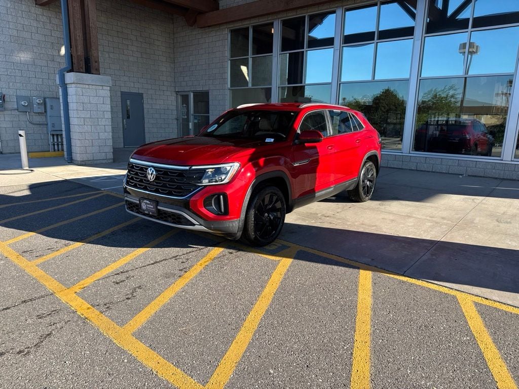 2025 Volkswagen Atlas Cross Sport 2.0T SE w/Technology