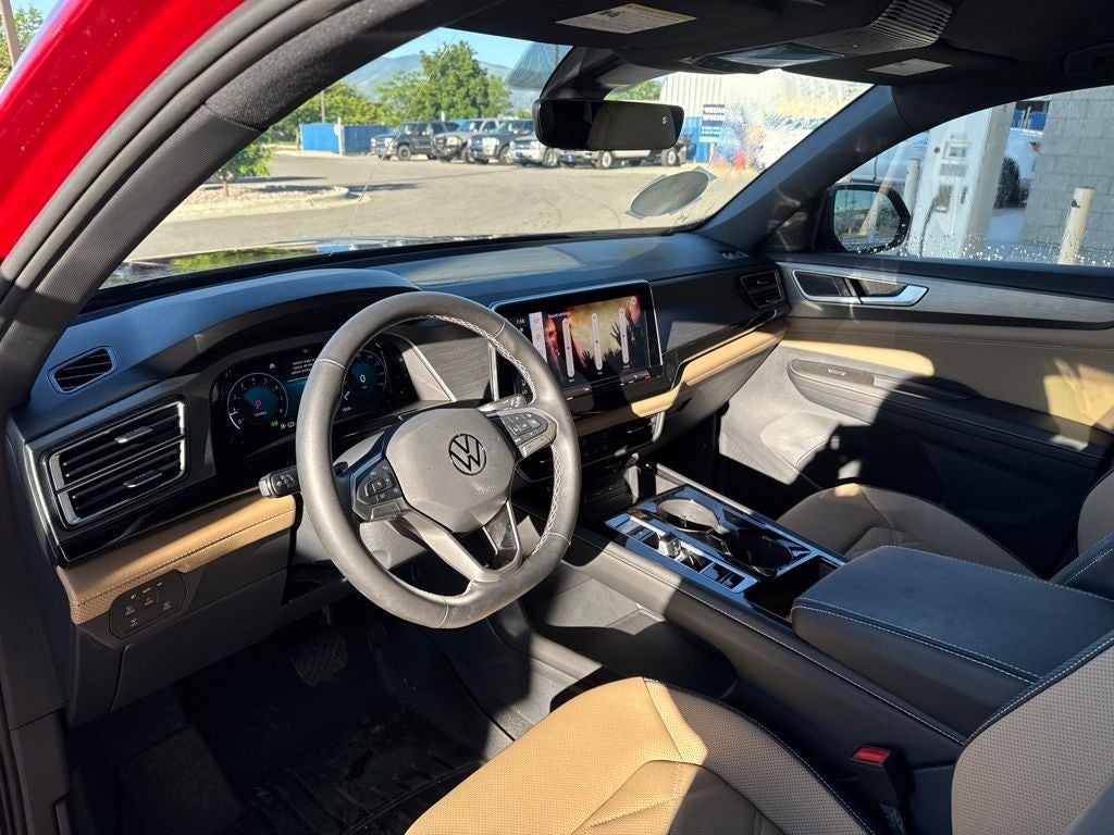 2025 Volkswagen Atlas Cross Sport 2.0T SE w/Technology
