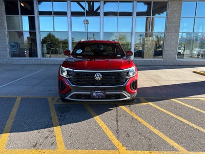 2025 Volkswagen Atlas Cross Sport 2.0T SE w/Technology