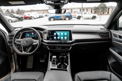 2025 Volkswagen Atlas Cross Sport 2.0T SE w/Technology