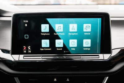 2025 Volkswagen Atlas Cross Sport 2.0T SE w/Technology