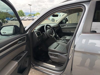 2023 Volkswagen Atlas 3.6L V6 SE w/Technology