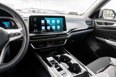 2025 Volkswagen Atlas Cross Sport 2.0T SE w/Technology