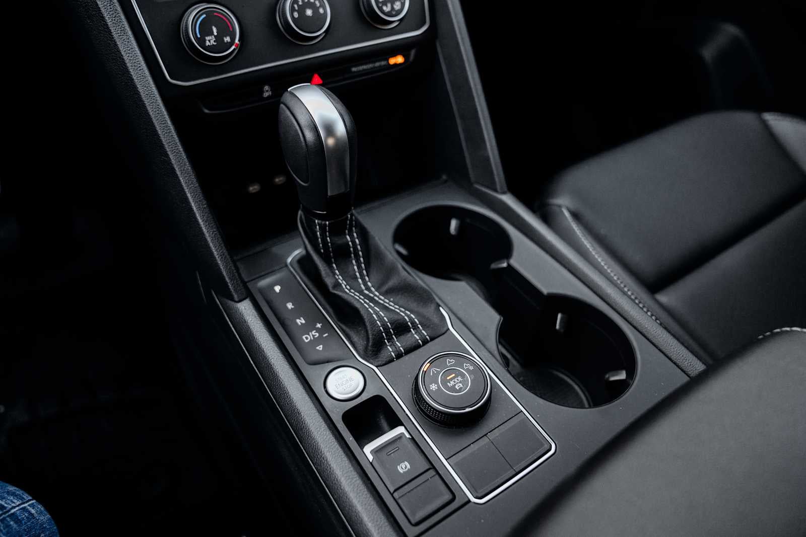 2023 Volkswagen Atlas 2.0T SE