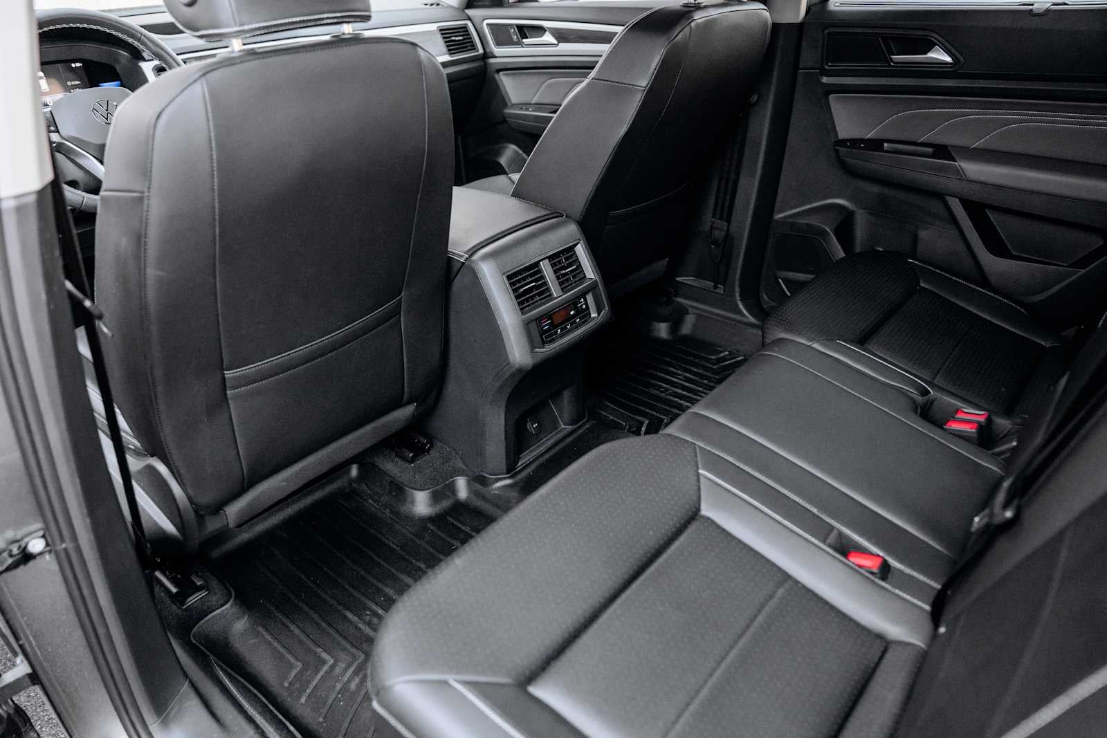 2023 Volkswagen Atlas 2.0T SE