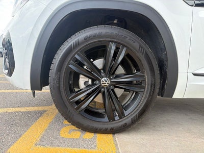 2023 Volkswagen Atlas Cross Sport 3.6L V6 SEL R-Line Black