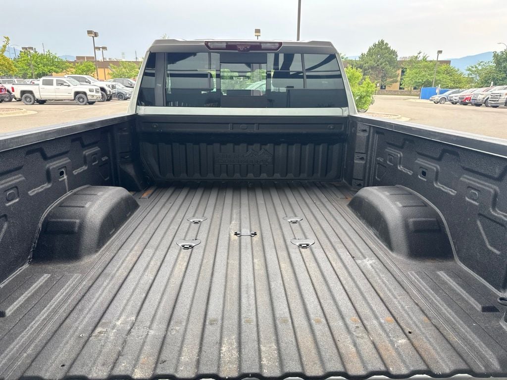 2022 Chevrolet Silverado 3500HD High Country