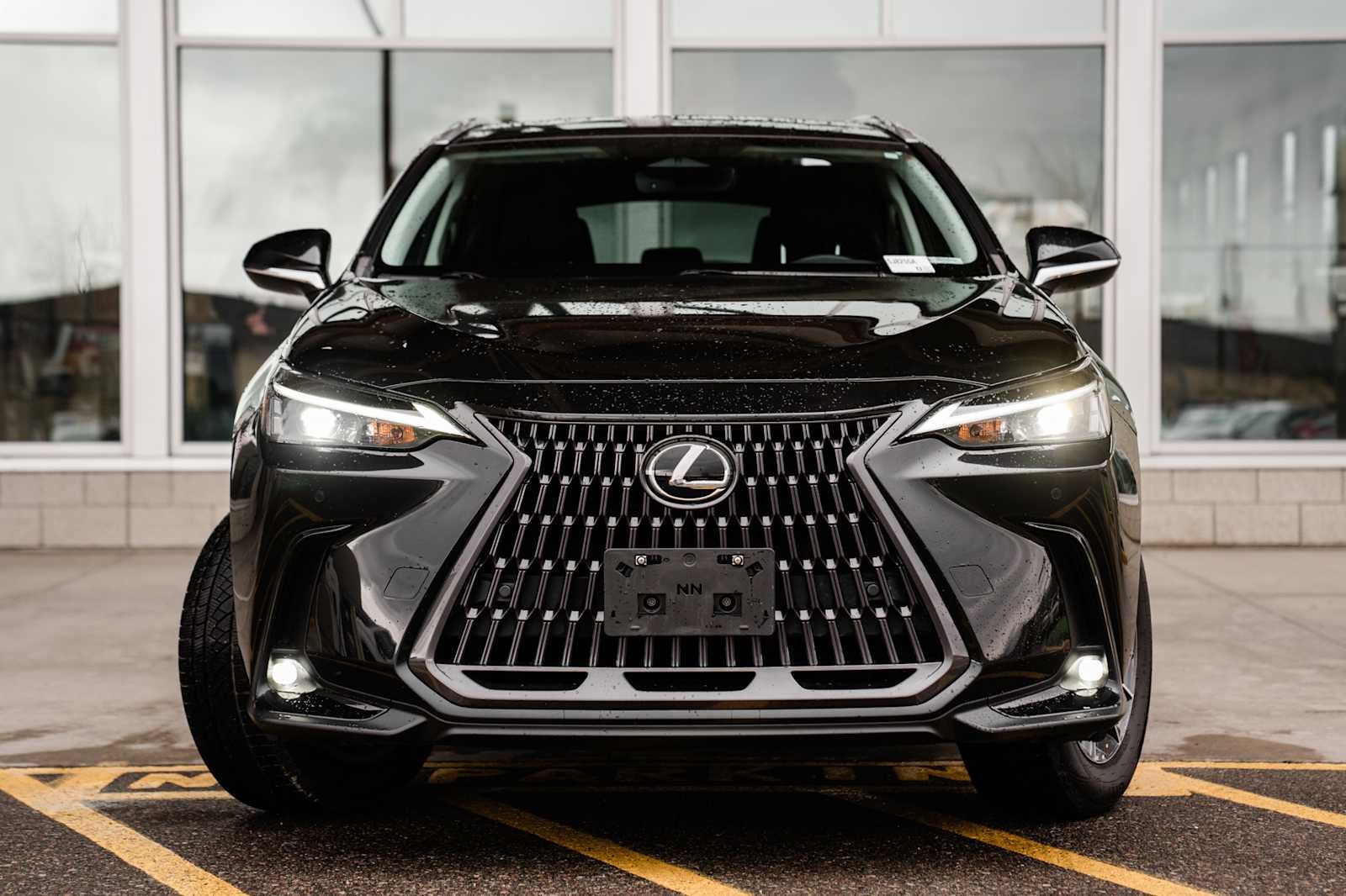 2022 Lexus NX 350h Premium