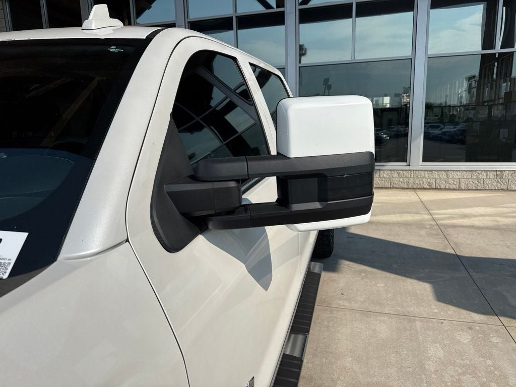 2017 Chevrolet Silverado 1500 High Country