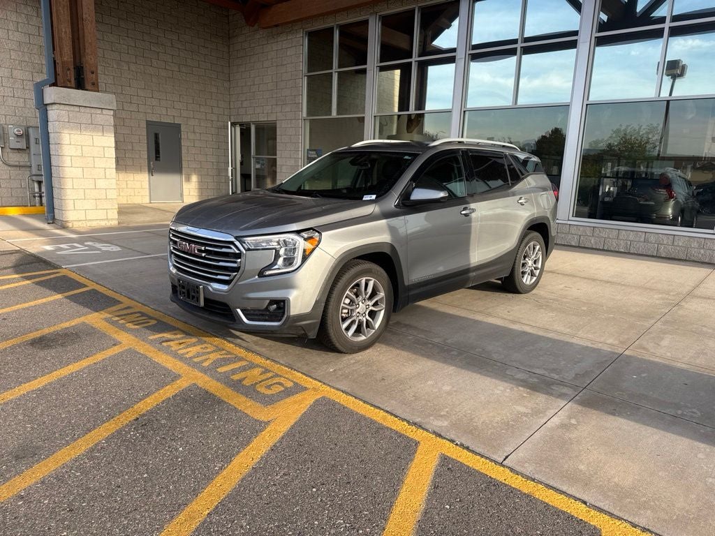 2023 GMC Terrain SLT