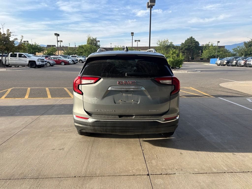 2023 GMC Terrain SLT
