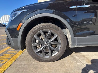 2023 Volkswagen Tiguan SE