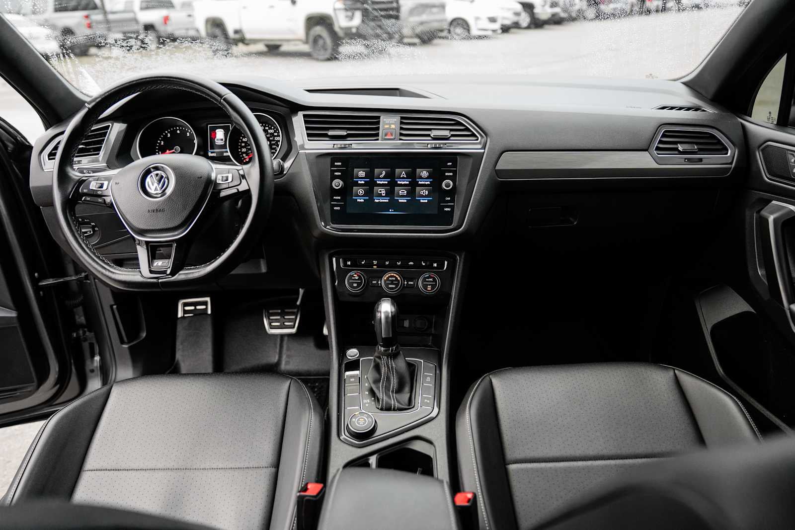 2021 Volkswagen Tiguan SE R-Line Black