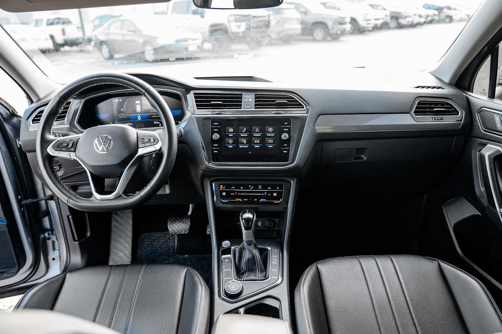 2024 Volkswagen Tiguan SE