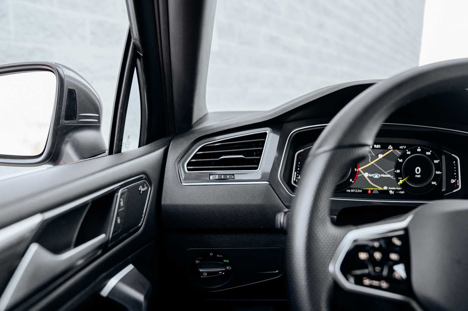 2024 Volkswagen Tiguan SEL R-Line