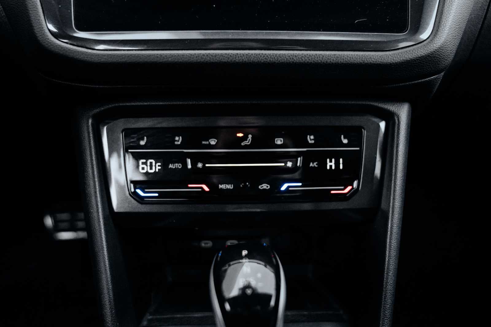 2024 Volkswagen Tiguan SEL R-Line