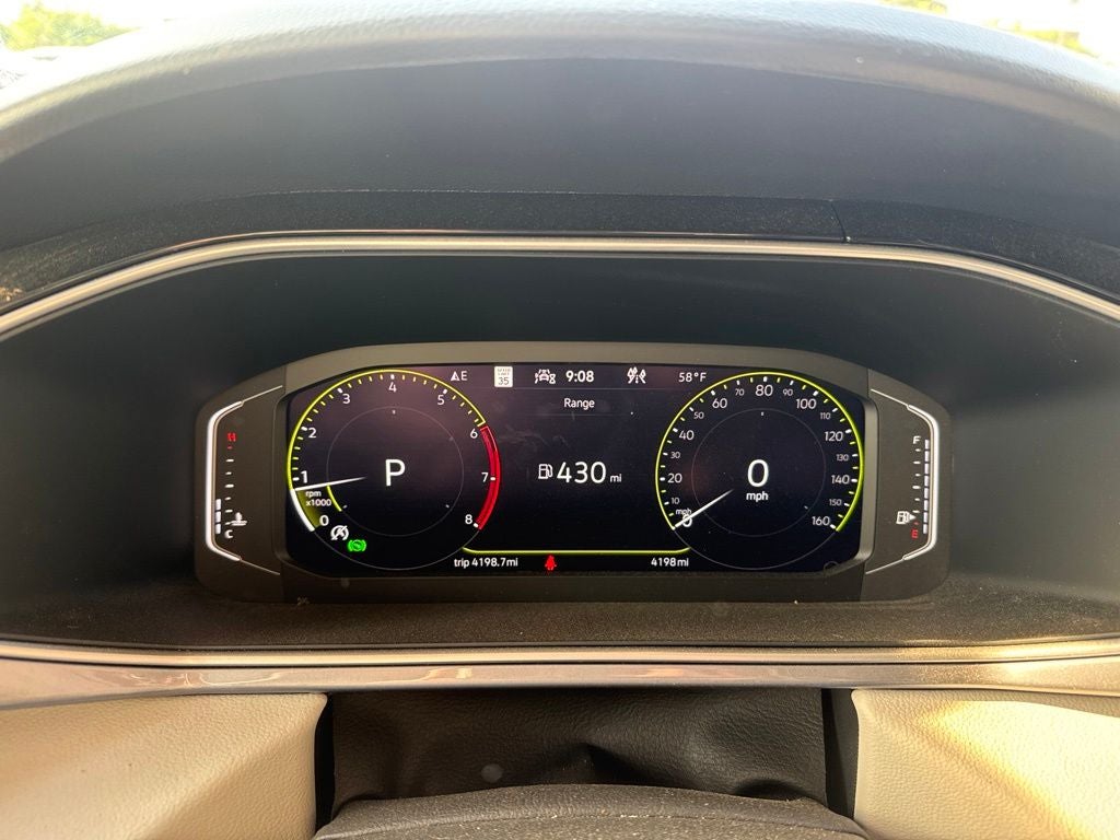 2025 Volkswagen Taos SEL