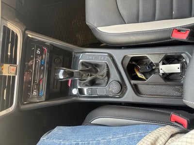 2025 Volkswagen Taos SEL