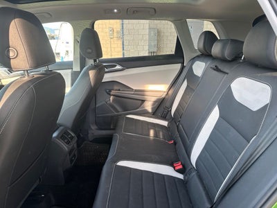 2025 Volkswagen Taos SEL