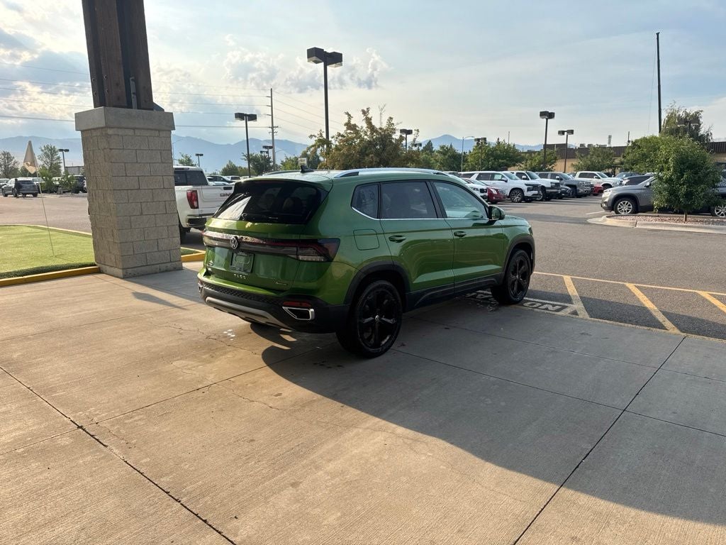 2025 Volkswagen Taos SEL