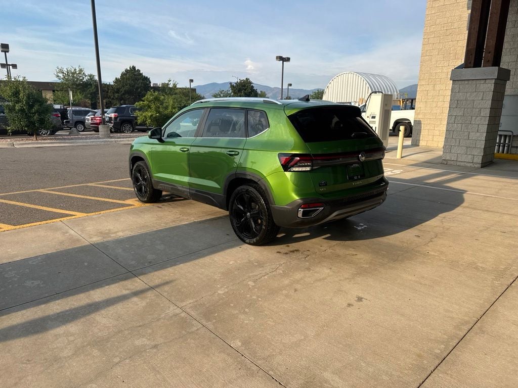2025 Volkswagen Taos SEL
