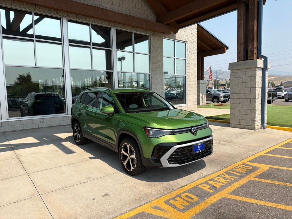 2025 Volkswagen Taos SEL