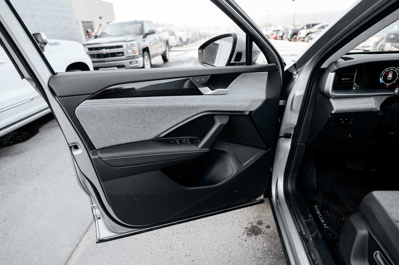 2025 Volkswagen Tiguan S