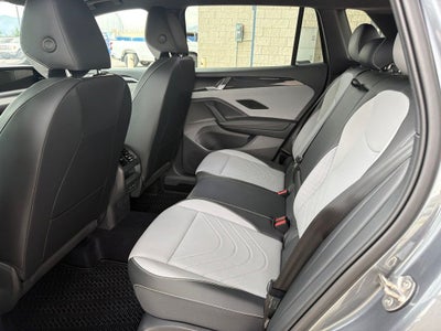 2025 Volkswagen Tiguan SE R-Line Black