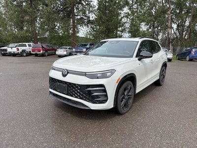 2025 Volkswagen Tiguan SE R-Line Black