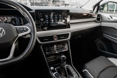 2025 Volkswagen Taos SE