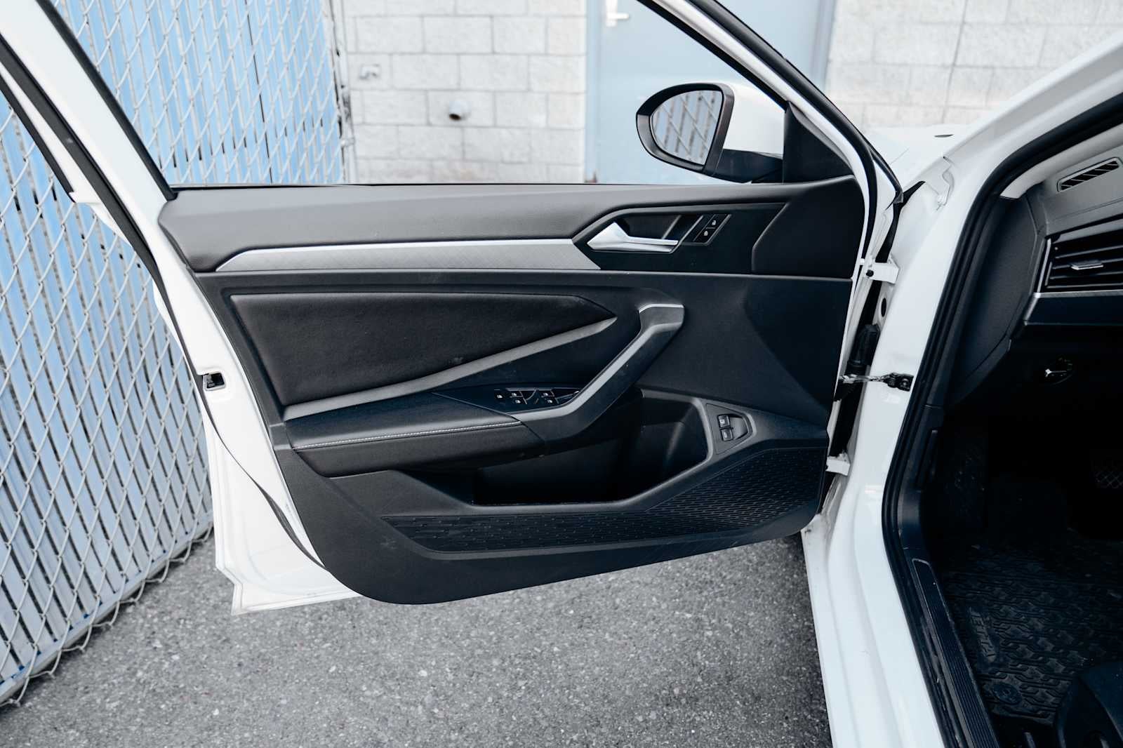 2023 Volkswagen Jetta SE