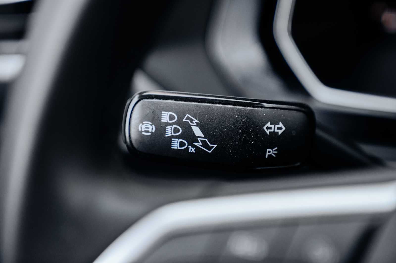 2023 Volkswagen Jetta SE