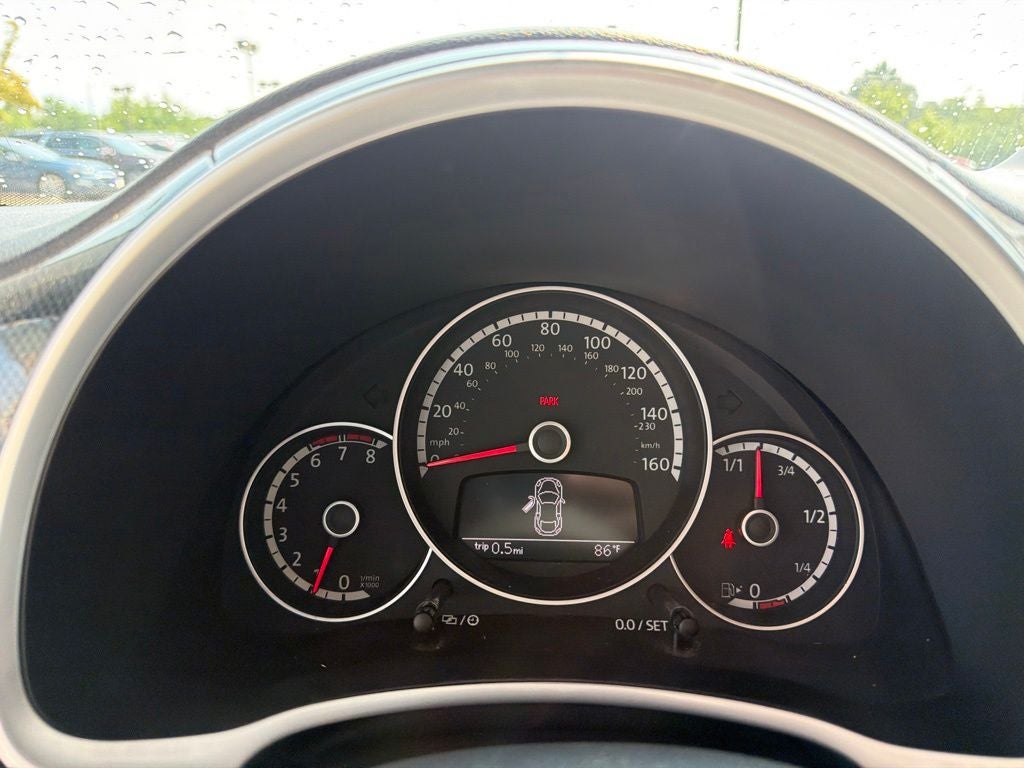 2014 Volkswagen Beetle Convertible 2.0T R-Line