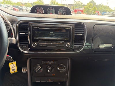 2014 Volkswagen Beetle Convertible 2.0T R-Line