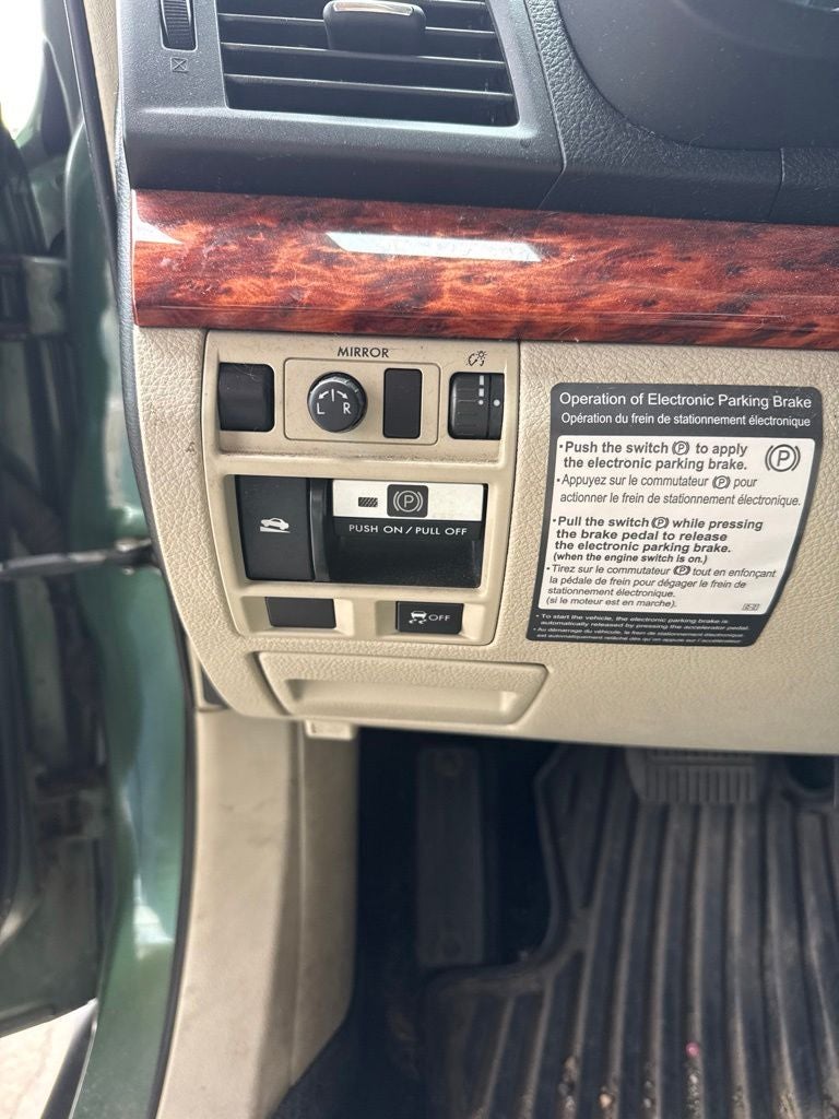 2011 Subaru Outback 2.5i Limited Pwr Moon